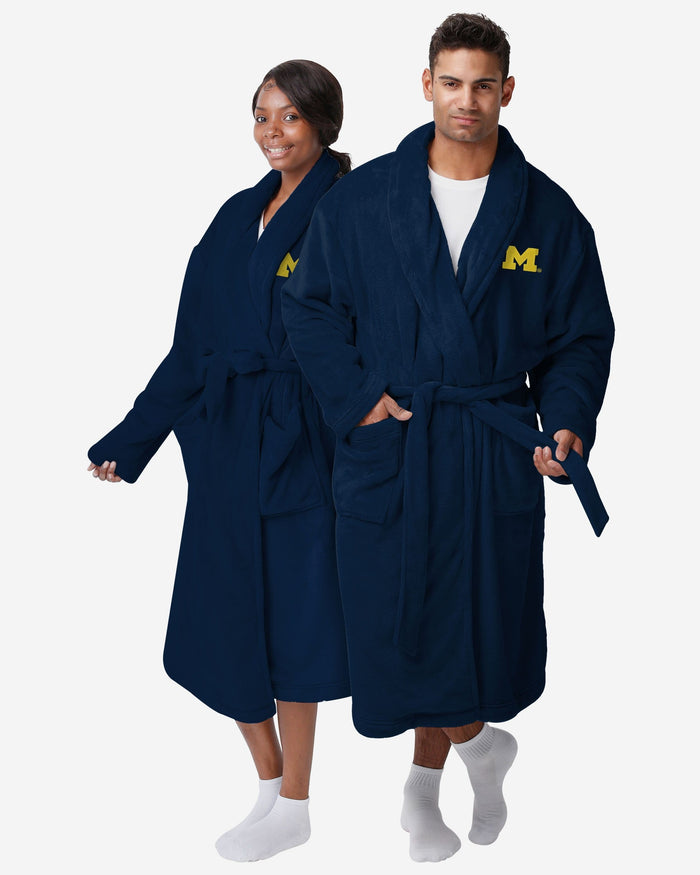 Michigan Wolverines Lazy Day Team Robe FOCO - FOCO.com