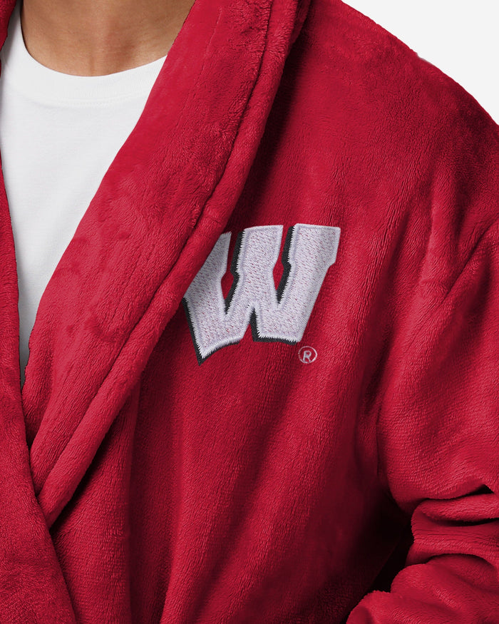 Wisconsin Badgers Lazy Day Team Robe FOCO - FOCO.com