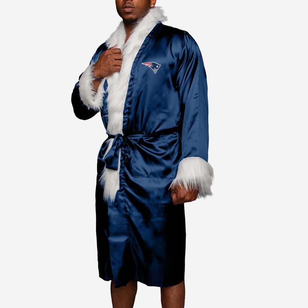 New England Patriots Team Wrestling Robe FOCO - FOCO.com