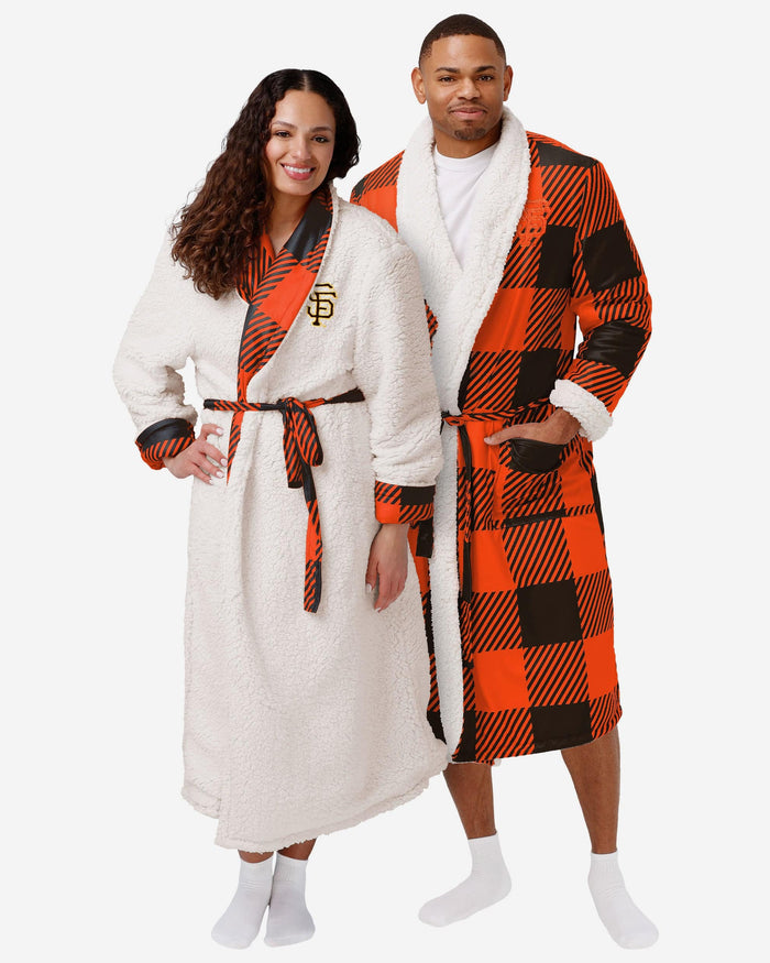 San Francisco Giants Lounge Life Reversible Robe FOCO S/M - FOCO.com