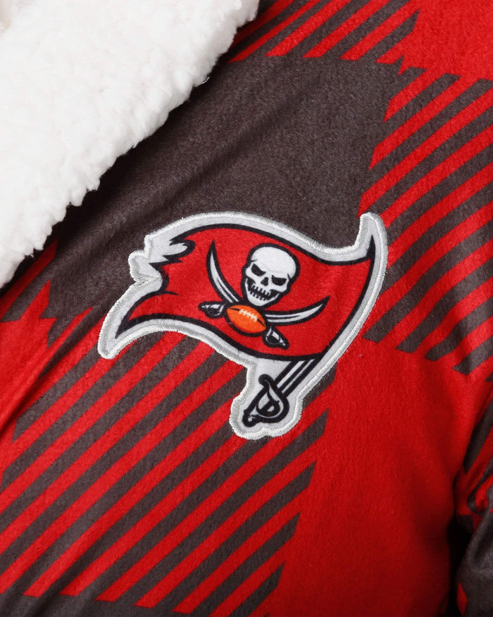 Tampa Bay Buccaneers Lounge Life Reversible Robe FOCO - FOCO.com