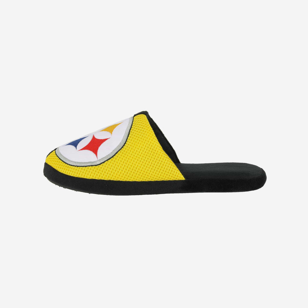 Pittsburgh Steelers Team Logo Staycation Slipper FOCO S - FOCO.com