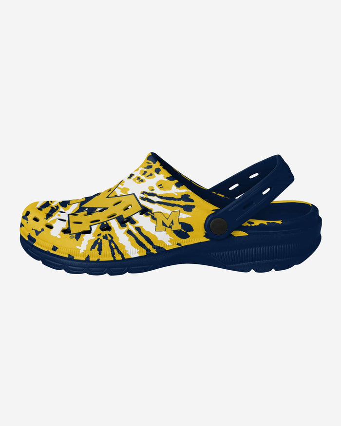 Michigan Wolverines Tie-Dye Clog With Strap FOCO S - FOCO.com