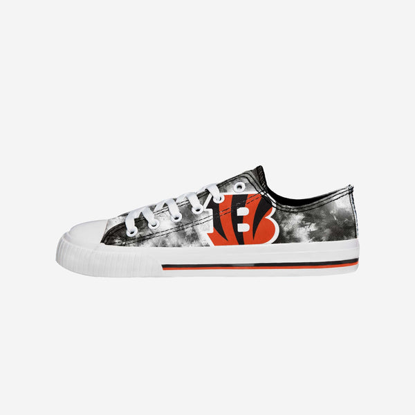 : FOCO Cincinnati Bengals NFL Womens Low Top Tie Dye Canvas Shoe  - 8 : Sports & Outdoors