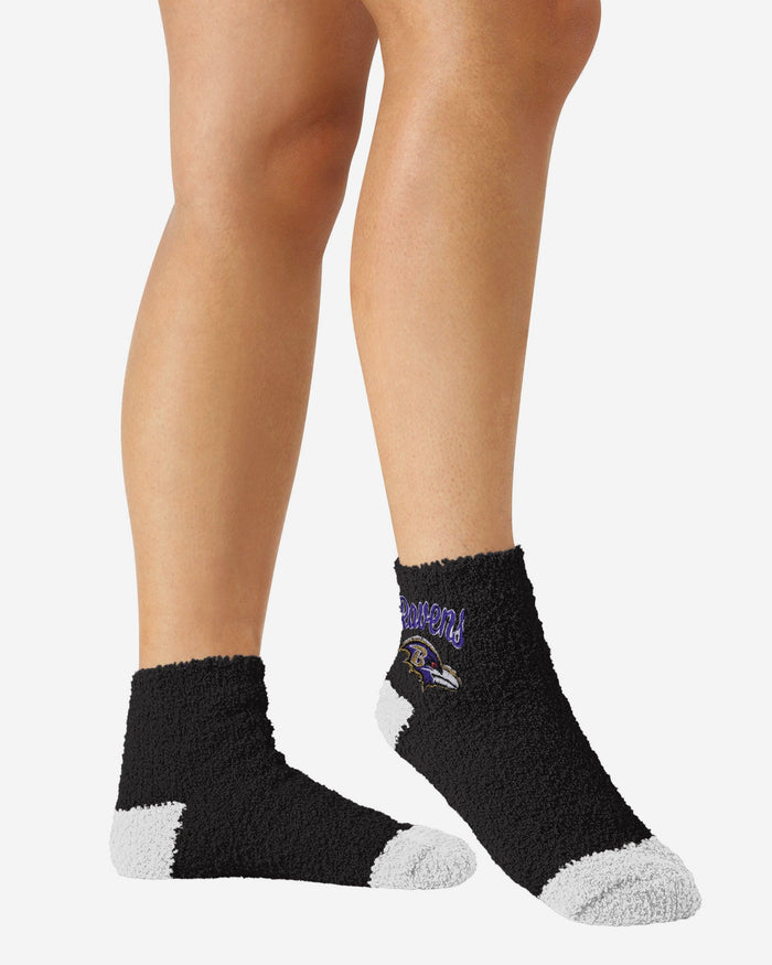 Baltimore Ravens 2 Pack Womens Script Logo Fuzzy Ankle Socks FOCO - FOCO.com