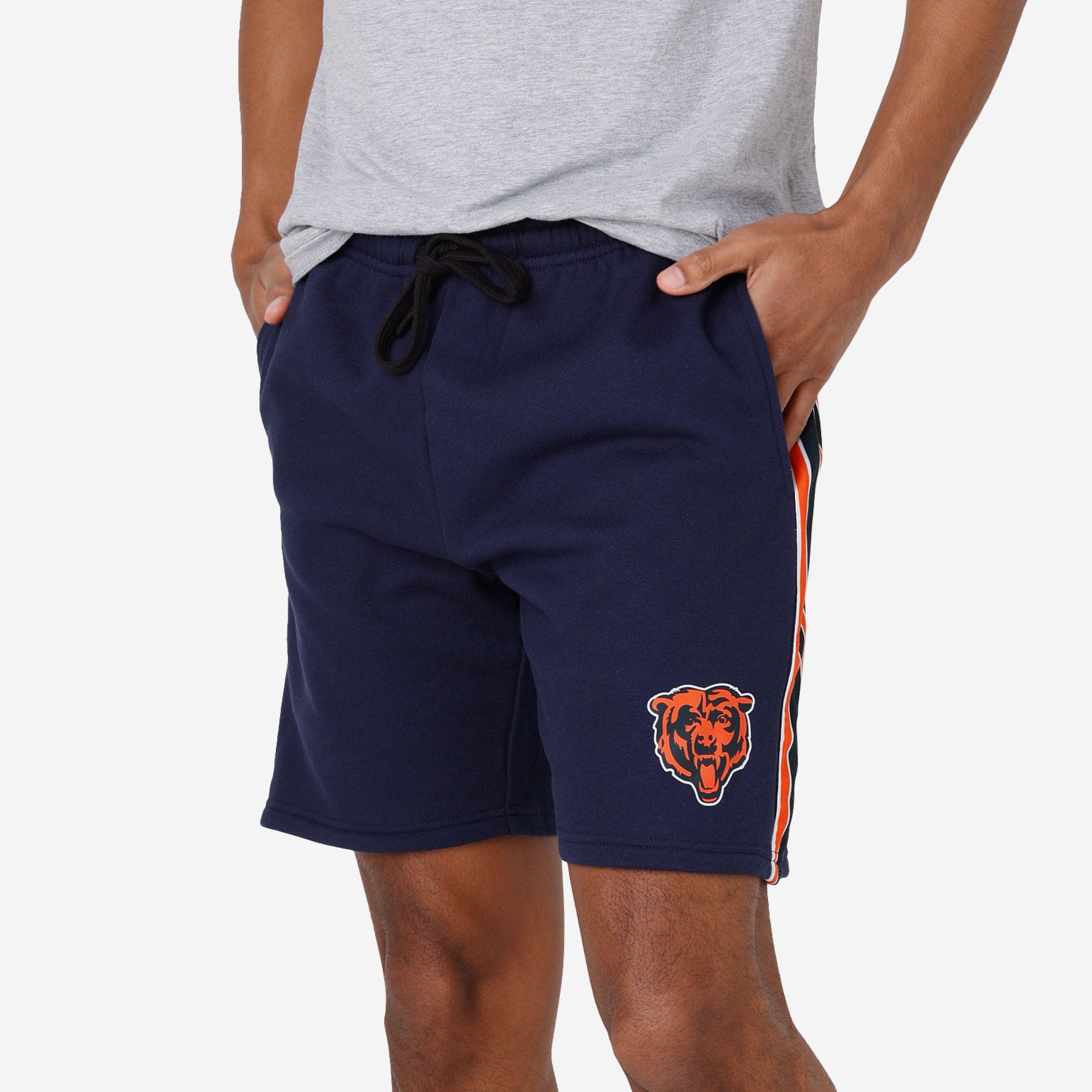 FOCO Chicago Bears Side Stripe Fleece Shorts, Mens Size: S