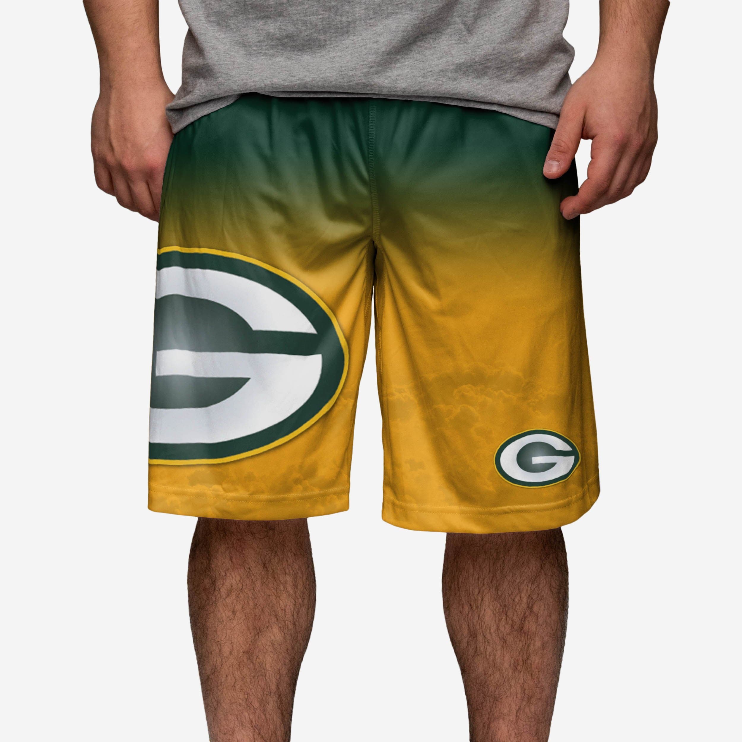 FOCO Green Bay Packers NFL Mens Game Ready Gradient Training Shorts