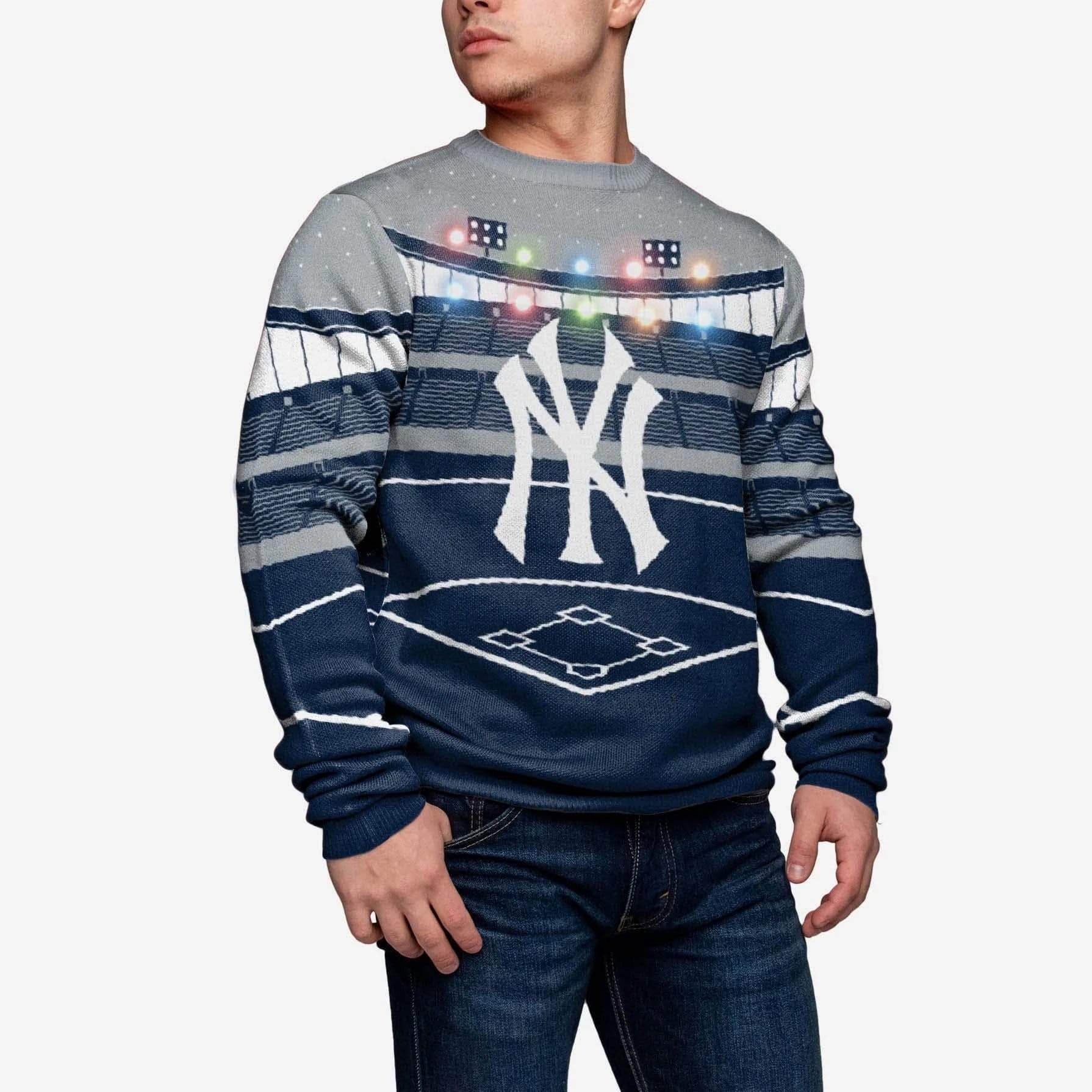 NEW New York Yankees Navy Wordmark Light Up buy Sweater Navy Size XL