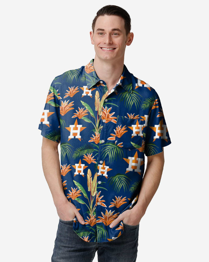 FOCO Houston Astros Victory Vacay Button Up Shirt, Mens Size: M