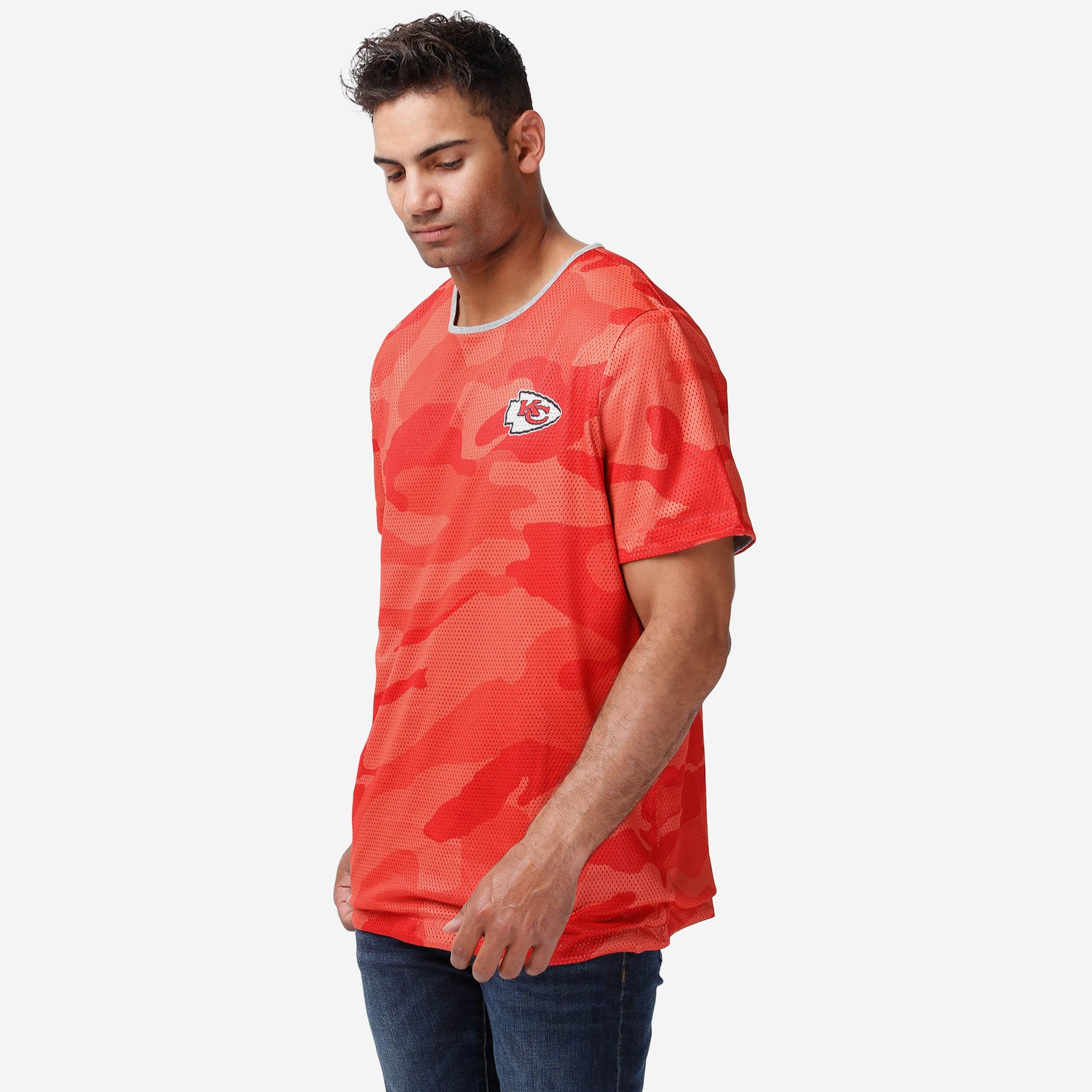 Men's FOCO Red Kansas City Chiefs Colorblock Mesh V-Neck & Shorts Set Size: Small