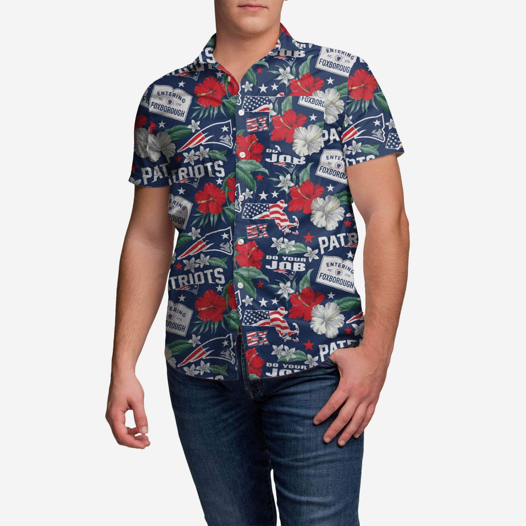 New England Patriots City Style Button Up Shirt FOCO S - FOCO.com