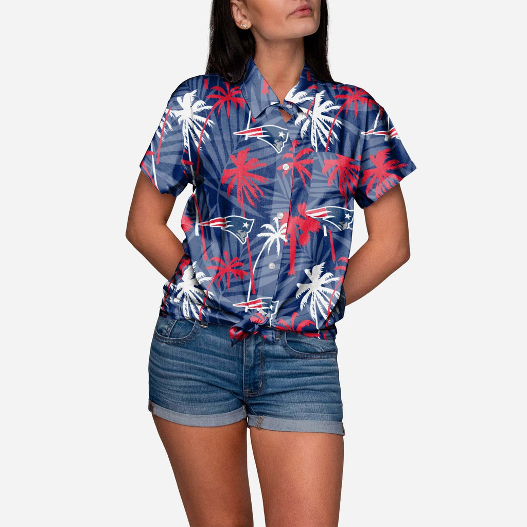 New England Patriots Tropic of Da Palms Womens Button Up Shirt FOCO S - FOCO.com