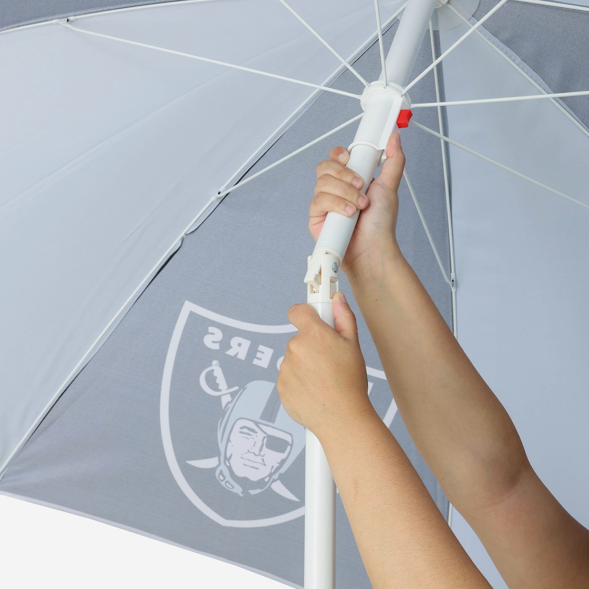 FOCO Kansas City Chiefs NFL Beach Umbrella